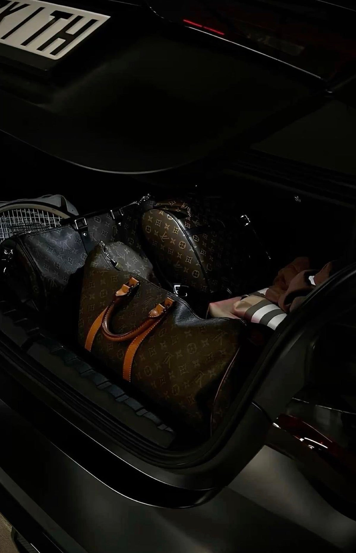 𝗠𝗘𝗡'𝗦 𝗕𝗔𝗚𝗦