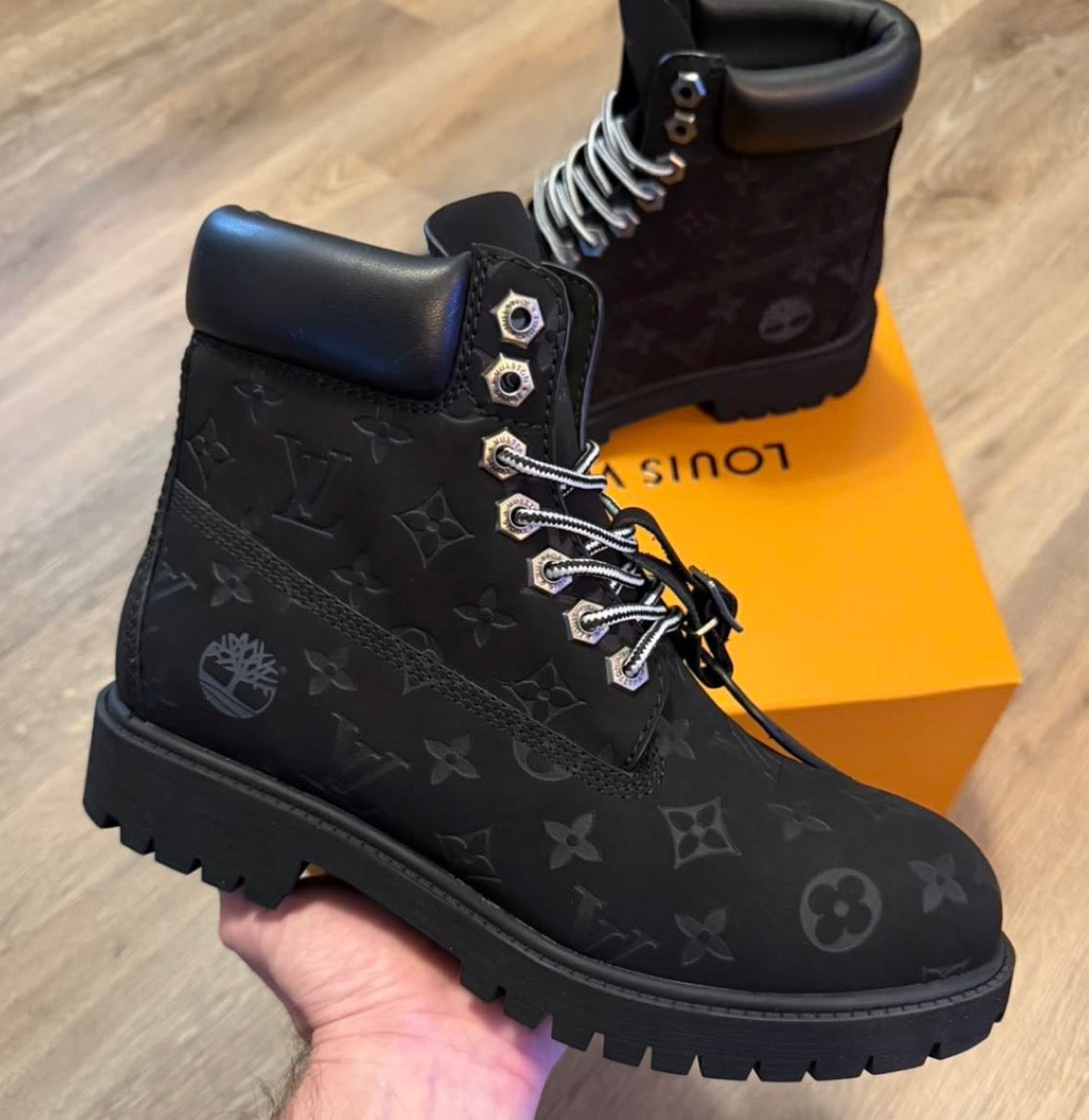 𝗠𝗘𝗡'𝗦 𝗕𝗢𝗢𝗧𝗦