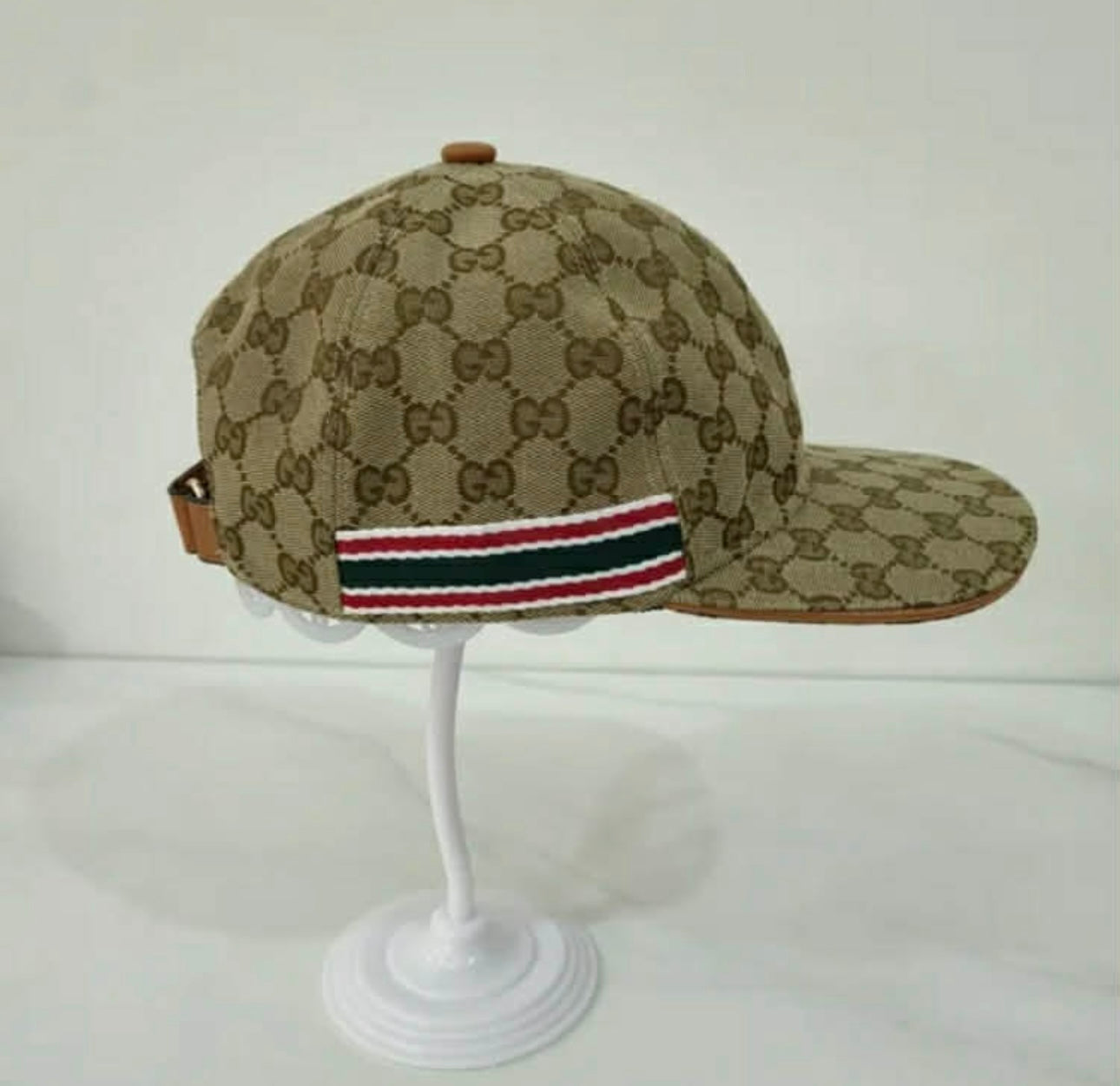 Gucci Neivi GG Canvas Limited Edition Unisex