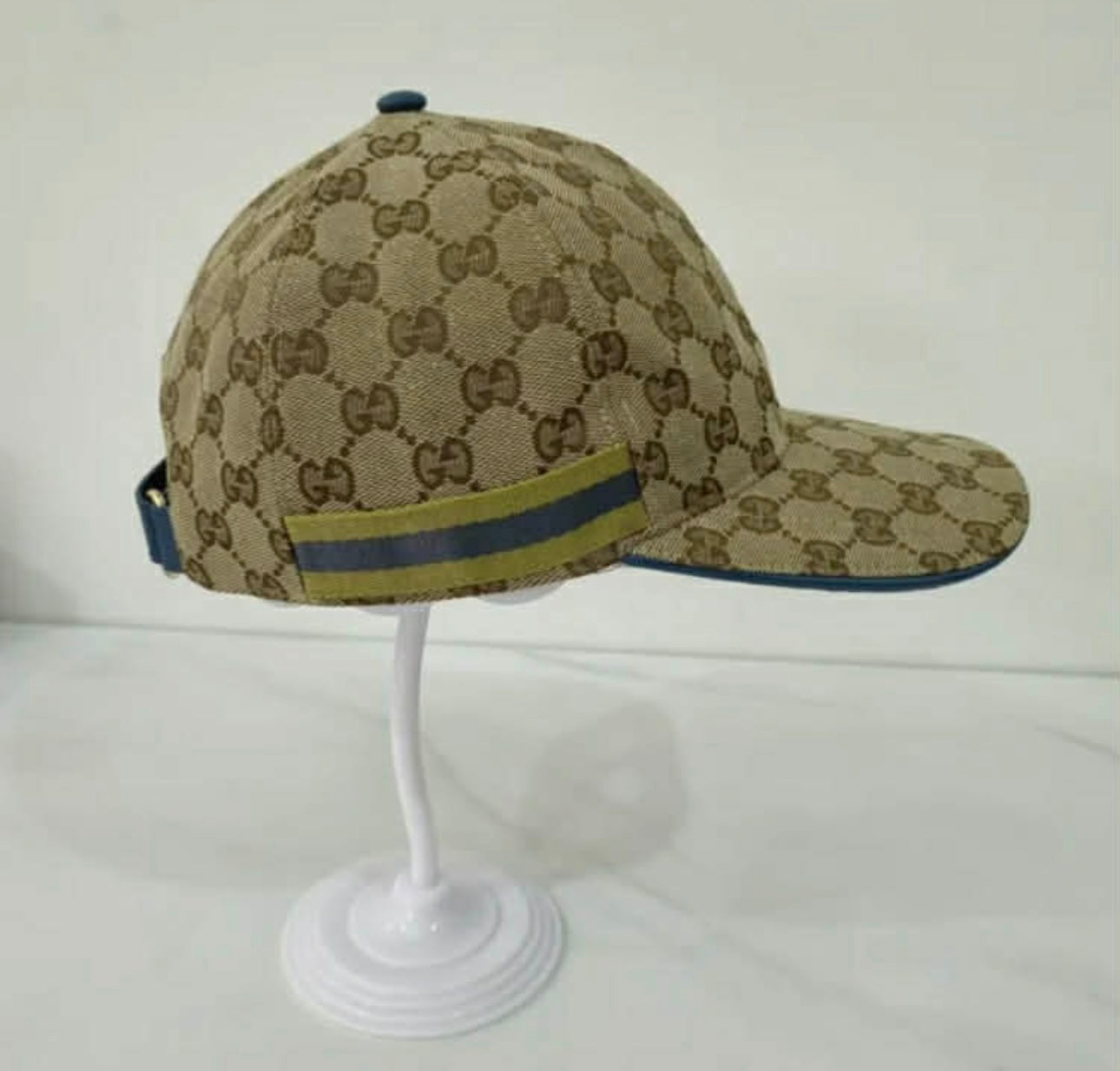 Gucci Neivi GG Canvas Limited Edition Unisex