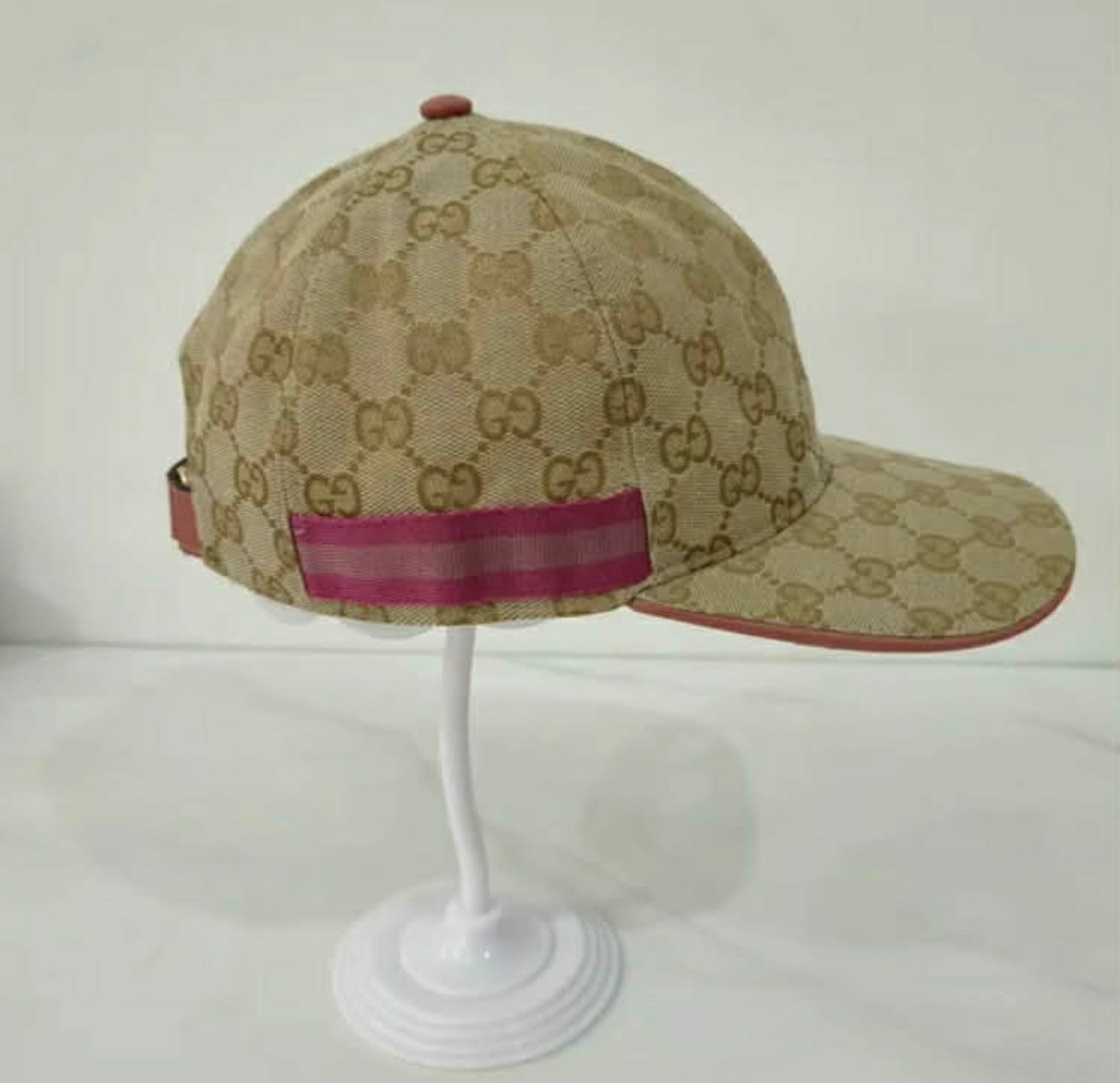 Gucci Neivi GG Canvas Limited Edition Unisex