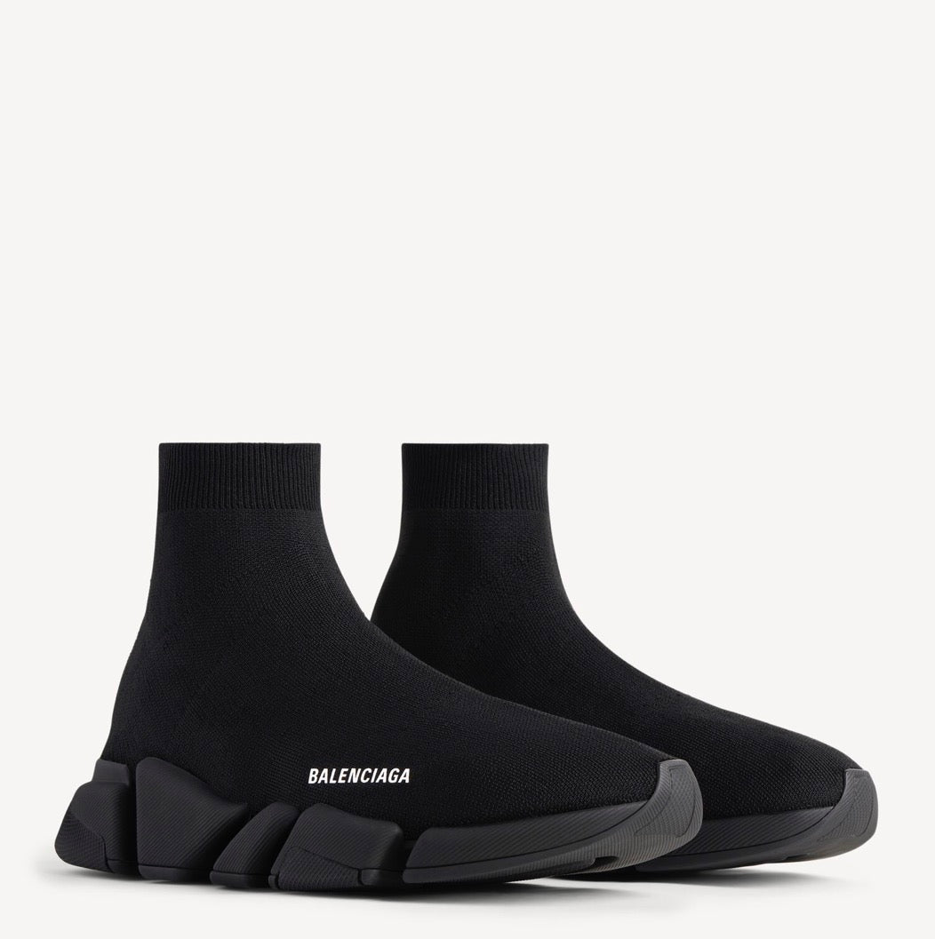 Balenciaga's Lightweight Speed All Black Unisex