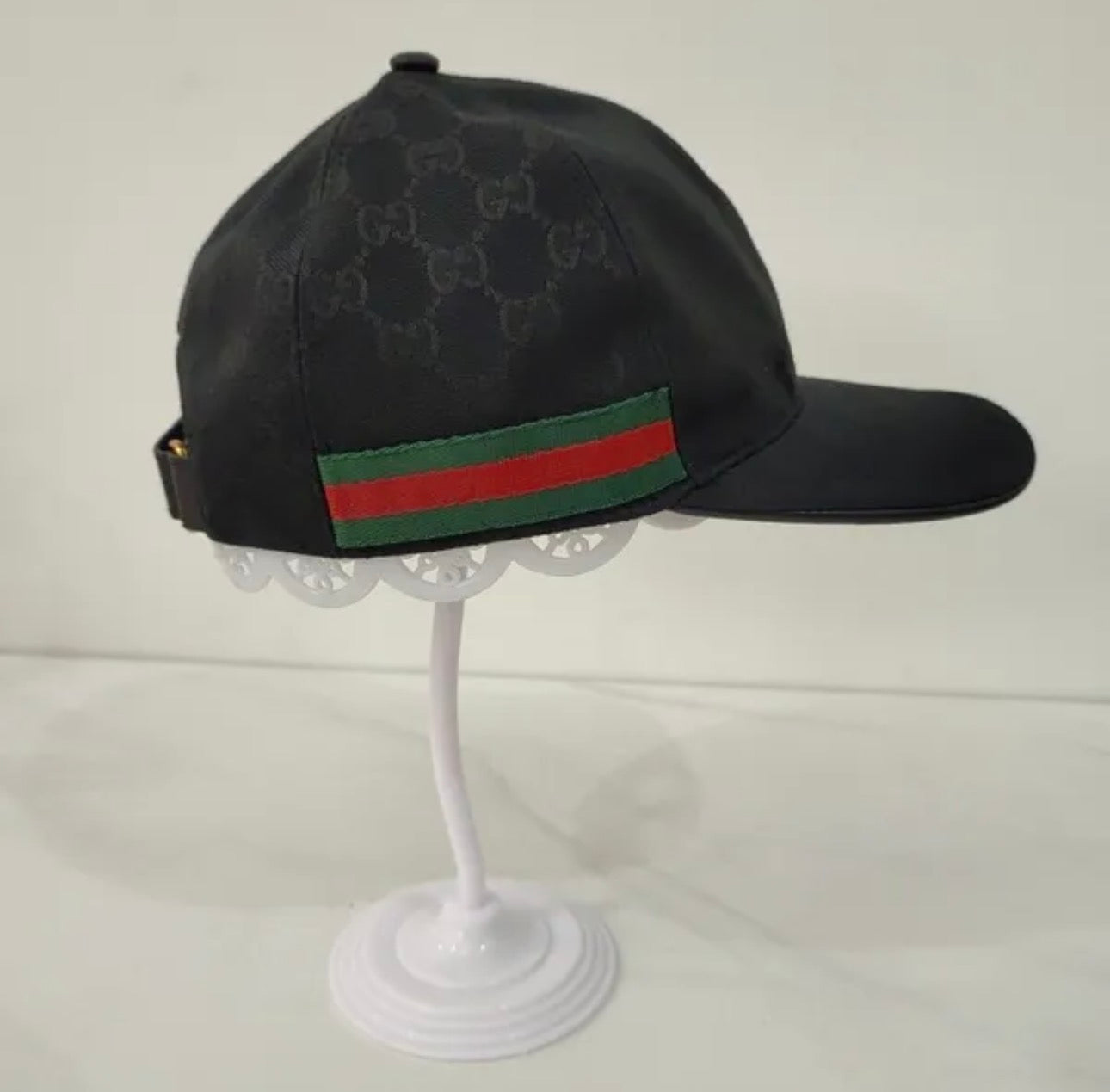 Gucci Neivi GG Canvas Limited Edition Unisex